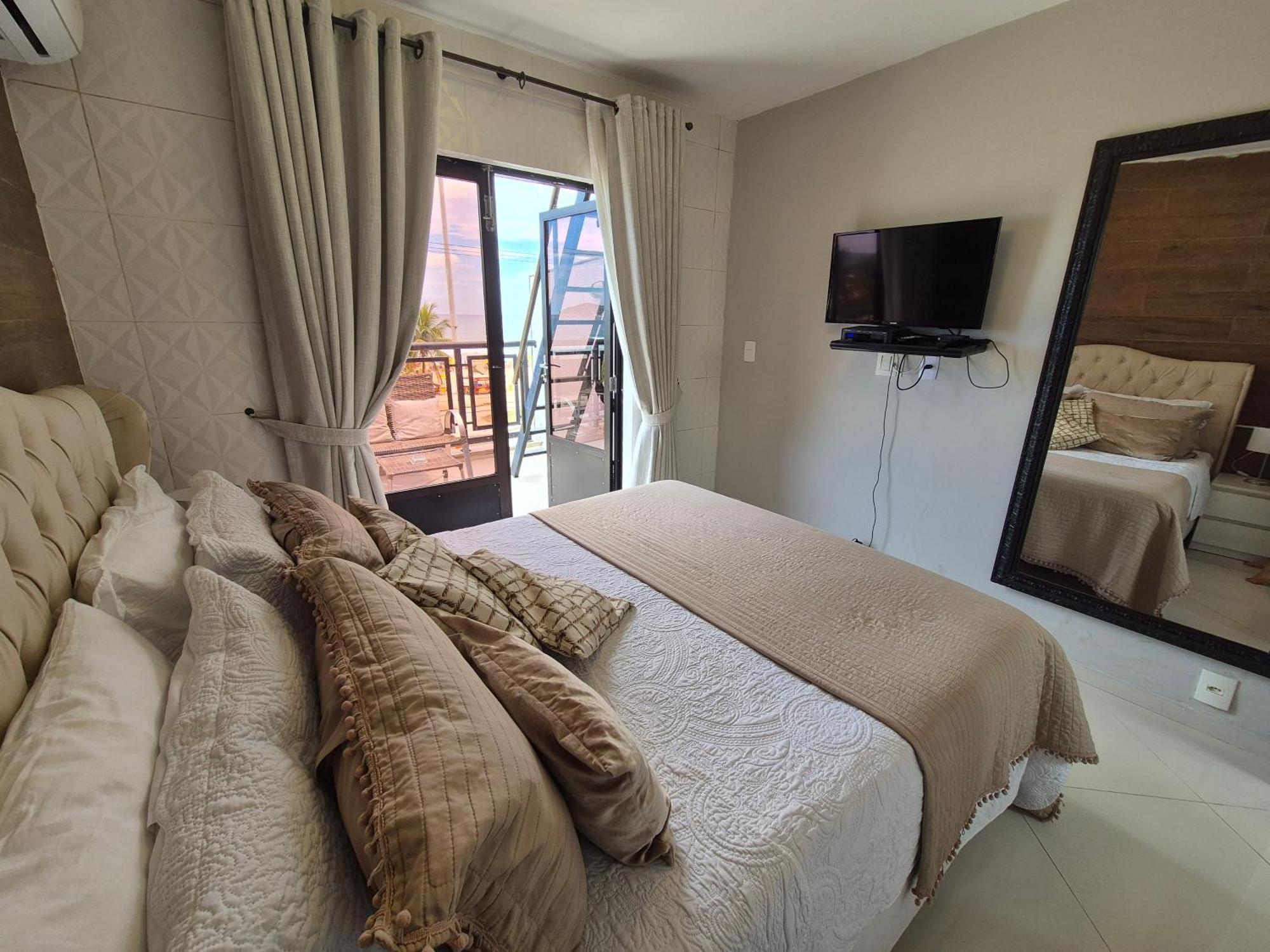 Ap Pepê Alecrim Com Jacuzzi E Solário Frente Ao Mar Río de Janeiro